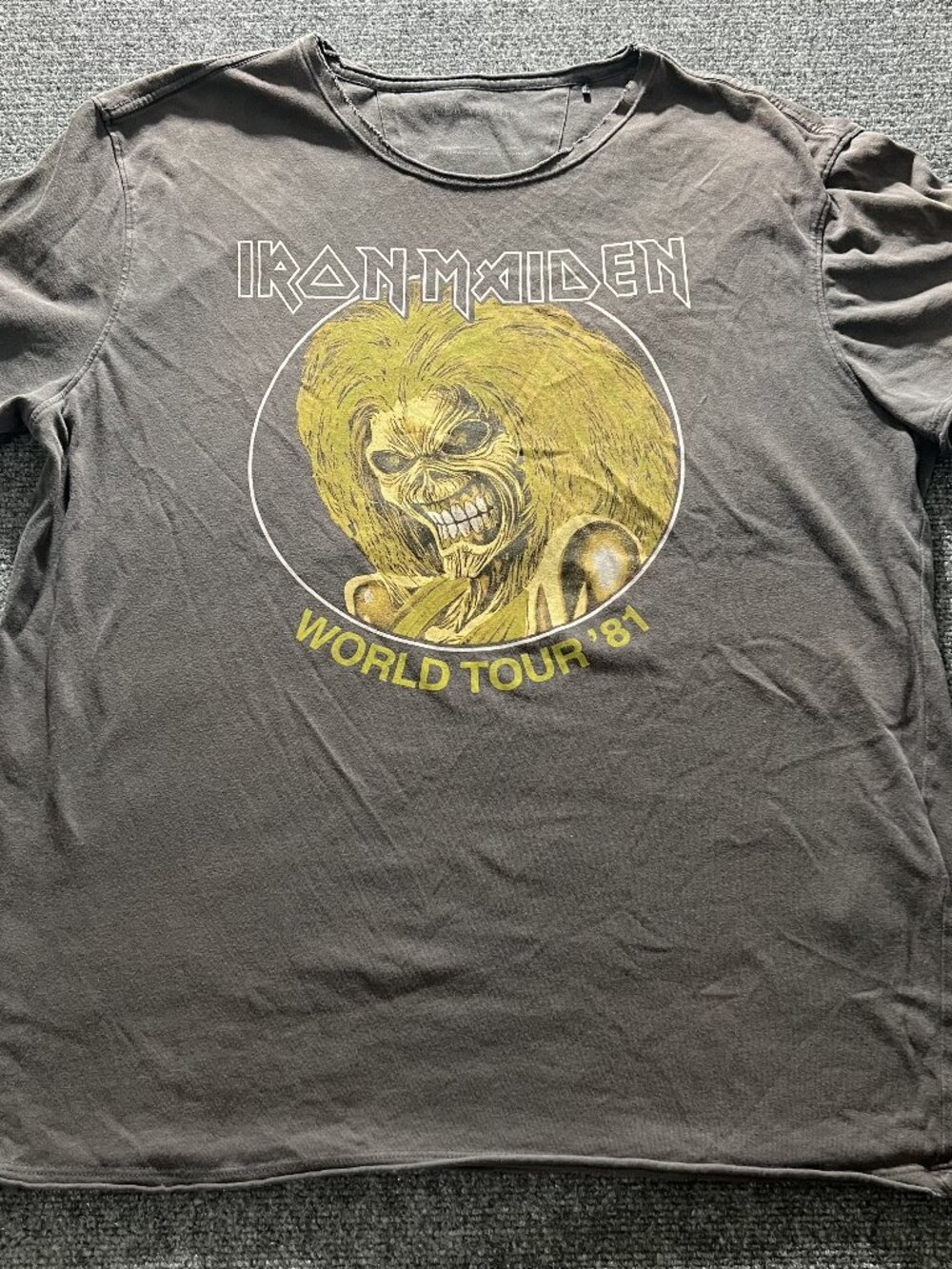 John Varvatos Iron Maiden World Tour 81 Graphic T Shirt Mens XL Gray